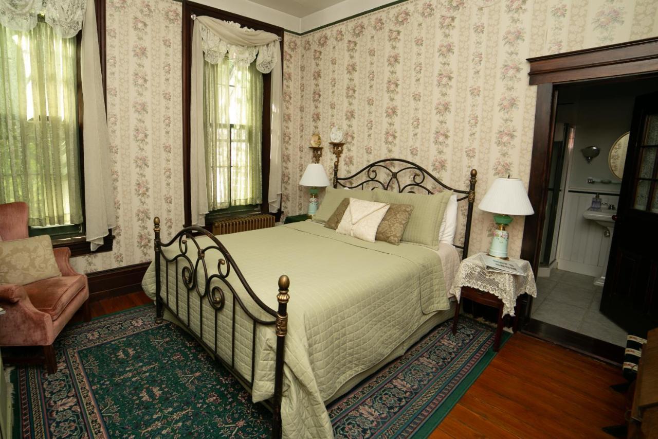 Faunbrook Bed & Breakfast (Adults Only) West Chester Quarto foto